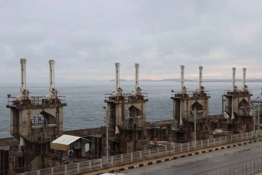 Electricity production drops sharply in North and East Syria, as Turkish shelling