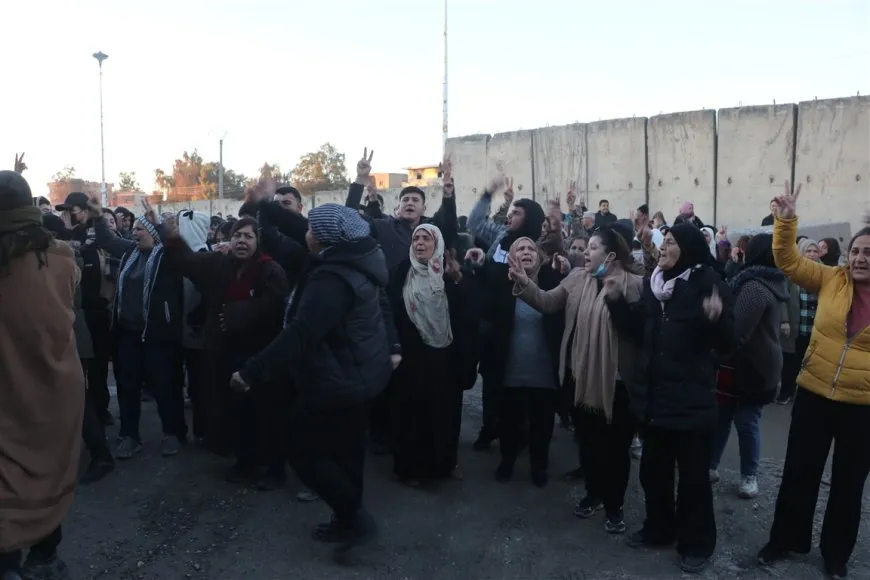 Protest Held in front of International Coalition base condemning international silence