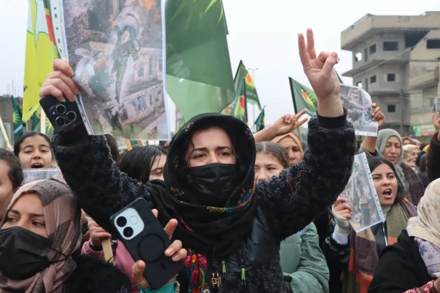 Women take to streets for Sheikh Maqsoud- Ashrafieh