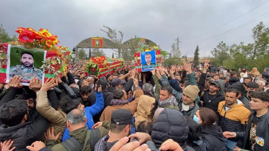 Funeral procession of martyrs Commander Ziyad, fighters Birûsk, Malek arrives at Martyr Dijla Cemetery