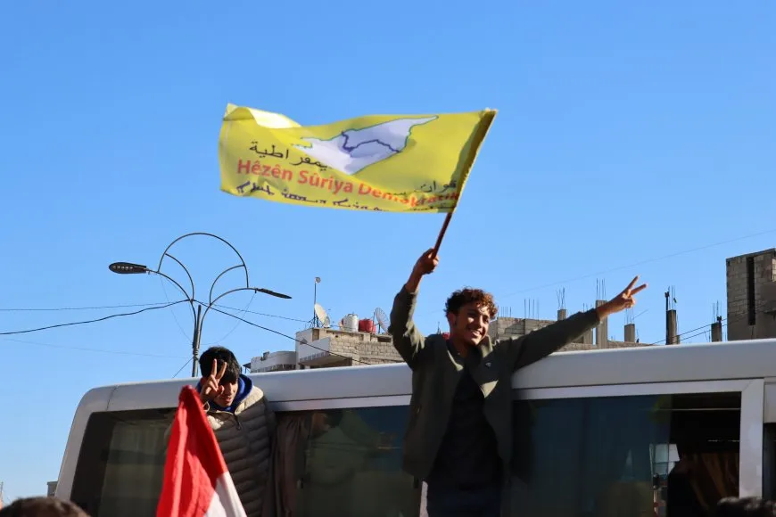 Kurds from Southern Kurdistan join Rojava to support resistance