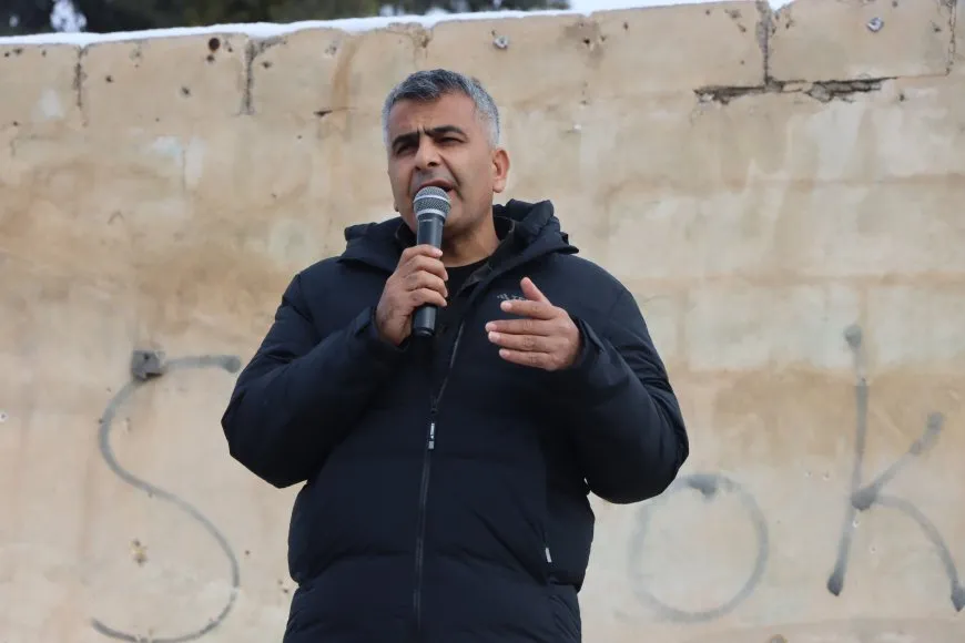 Under siege… Mass rally in Kobani