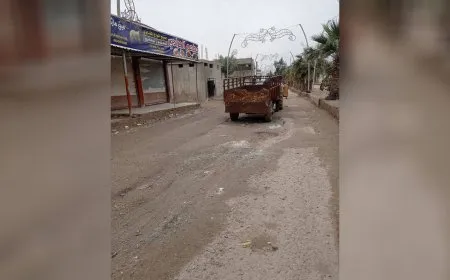 Residents of Tal Abyad fill potholes while Turkey, its mercenaries destroy services