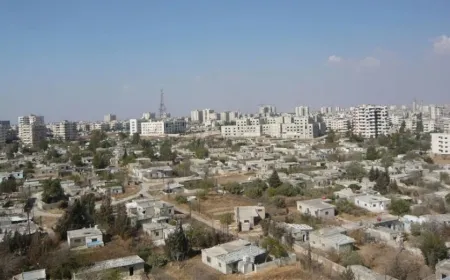 Wave of forced displacement hits al-Mazra’a in rural Homs amid local warnings