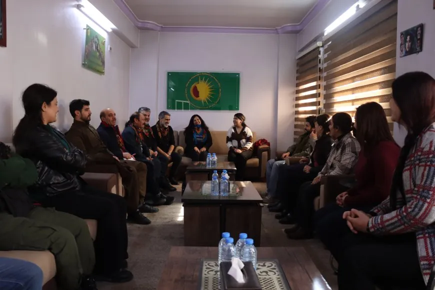 Delegation of Kurdish artists visits K Star 