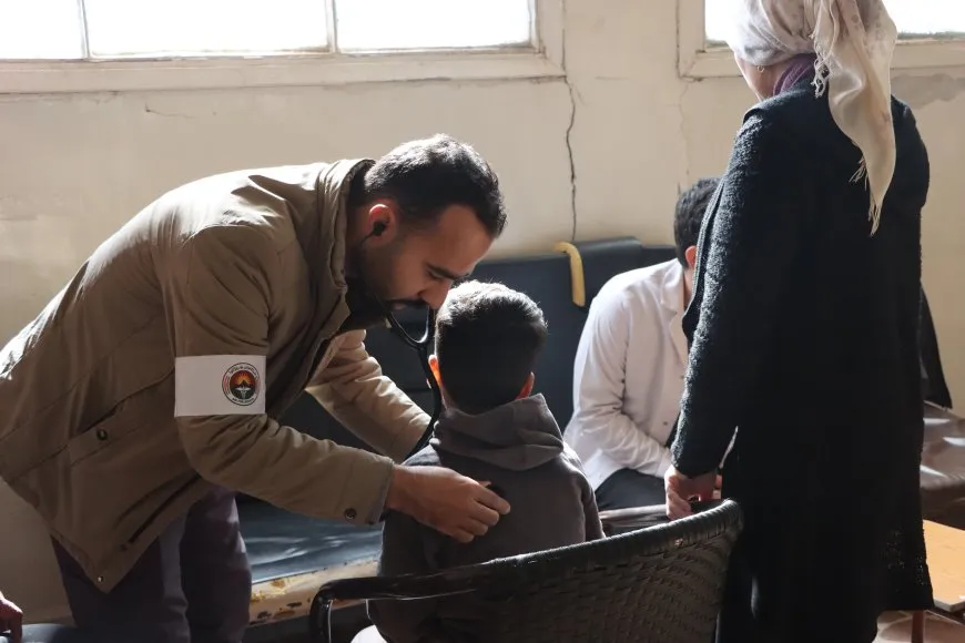 Doctors from Southern Kurdistan provide medical care to IDPs in Qamishlo