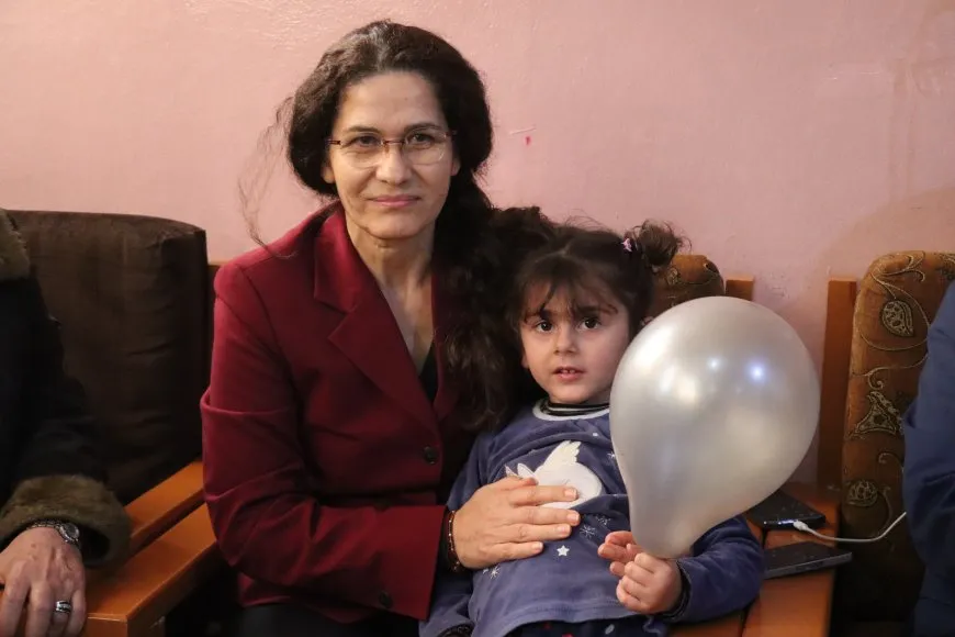 AA delegation visits displaced people's shelters