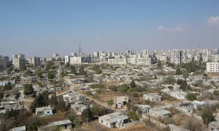 Wave of forced displacement hits al-Mazra’a in rural Homs amid local warnings