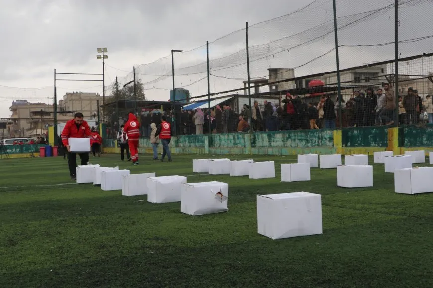Distribution of aid to IDPs from Serêkaniyê, Afrin in Al-Hasakah
