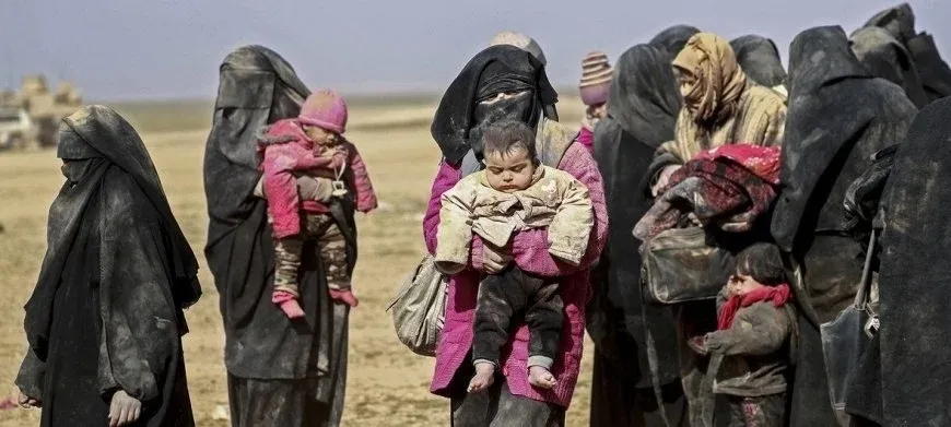 Interim Govt. factions smuggle out most ISIS families from al-Hol Camp