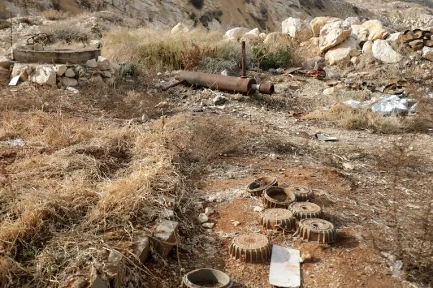 Woman killed, 3 others injured in explosion of war remnants in rural Deir-ez-Zor