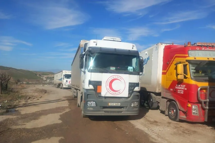 15 aid trucks enter Rojava from S. Kurdistan