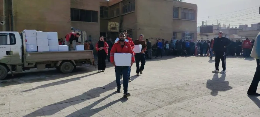 Distribution of Humanitarian Aid to Displaced People in Hasaka