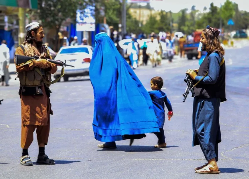 Afghanistan: Taliban issues law allowing beating of women, children