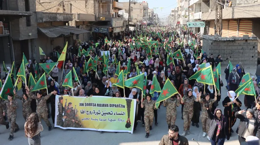 In march supporting YPJ: "Let's strengthen our unity, protect our gains"