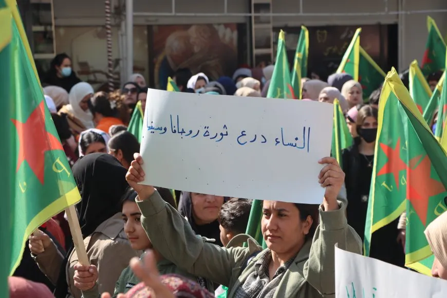 In march supporting YPJ: "Let's strengthen our unity, protect our gains"