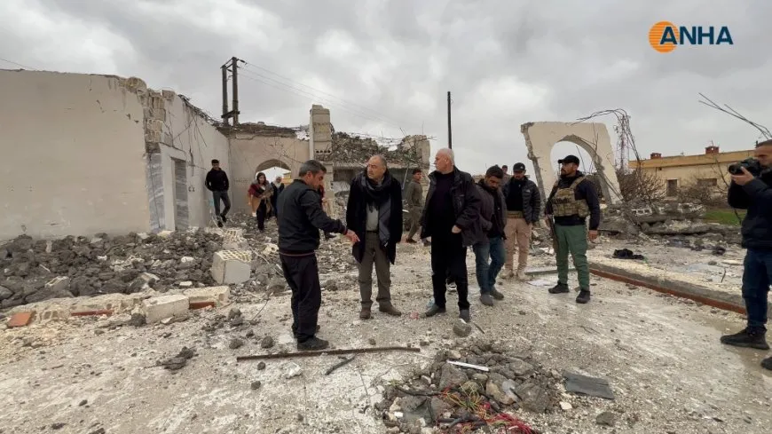 Delegation from Kobani visits family of Khirab Ashk massacre martyrs 