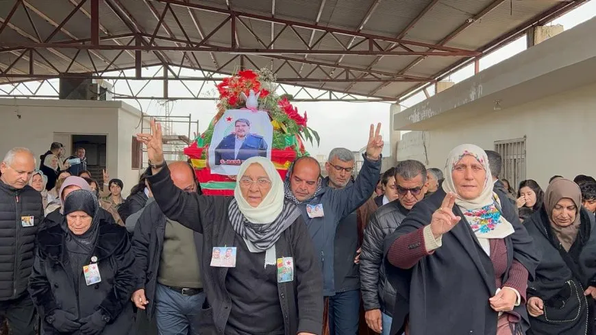 Funeral procession of martyr Saleh Muslim set off towards shrine of martyr Dijla