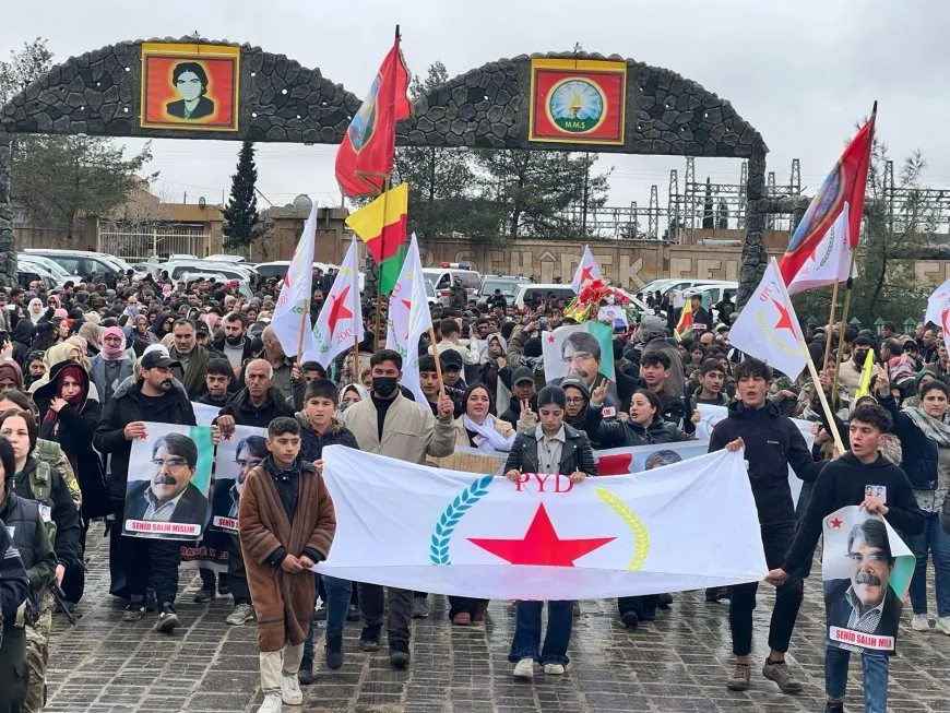  Words of Muslim's funeral confirms: "His people to continue his struggle"