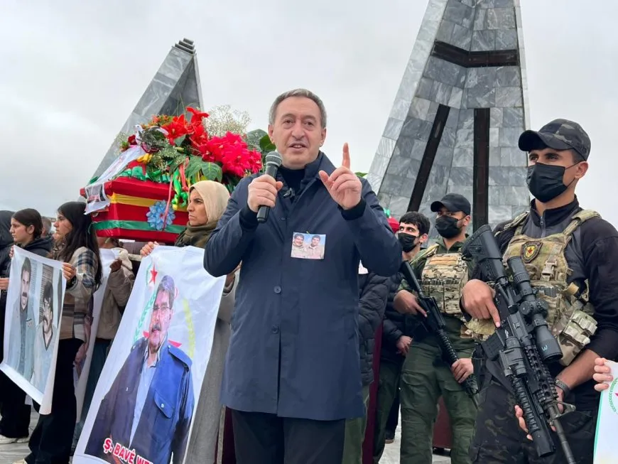  Words of Muslim's funeral confirms: "His people to continue his struggle"