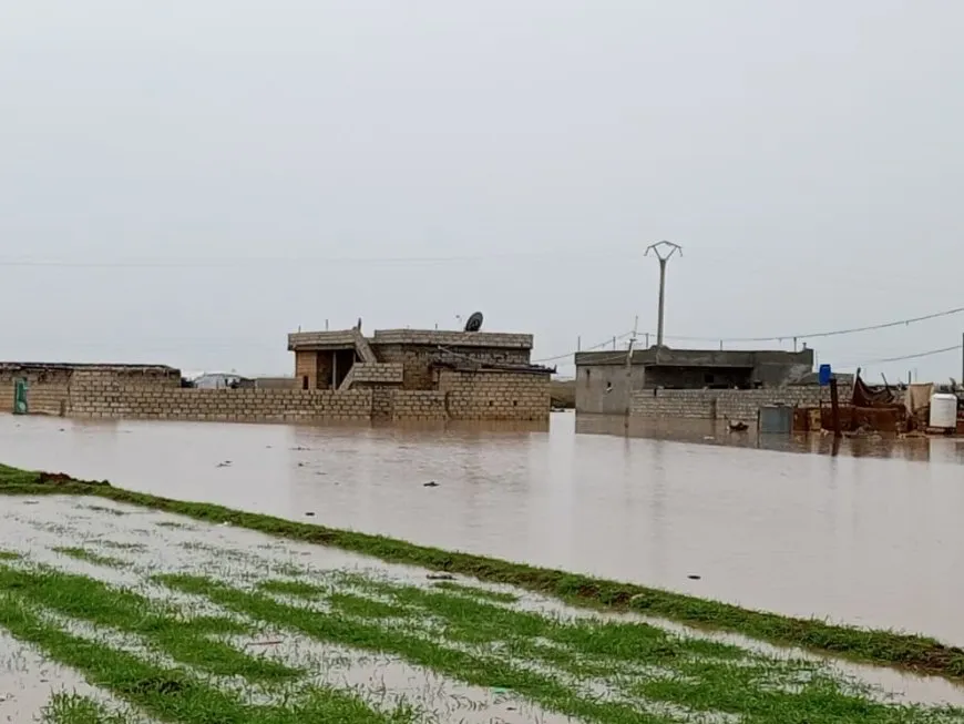 Tel Tamr municipalities work to reopen Zerghan river channel