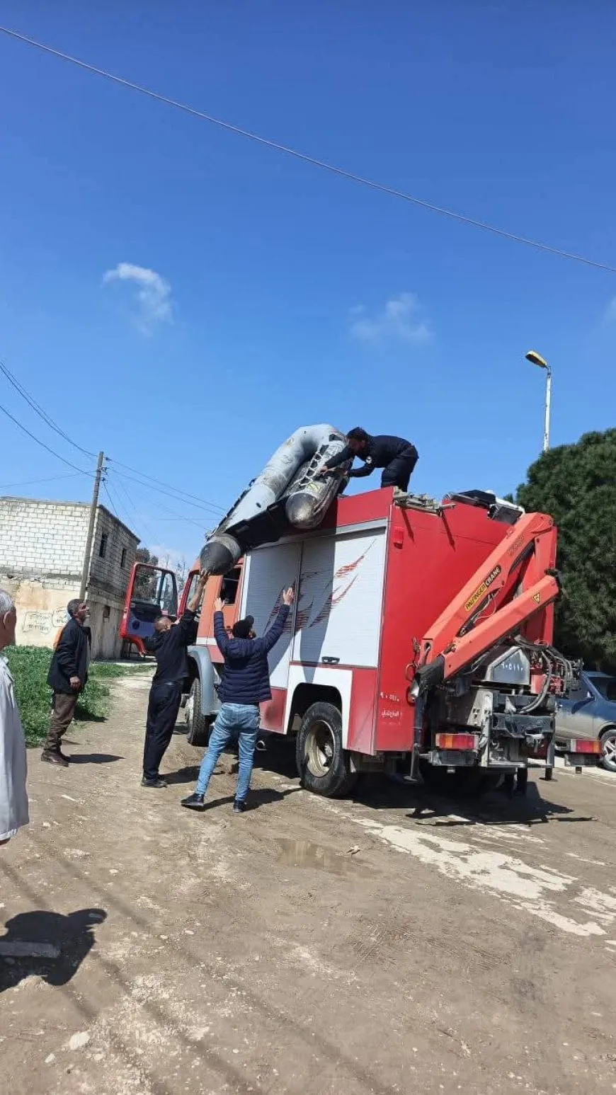 Kurdish Red Crescent continues providing aid to flood affected residents
