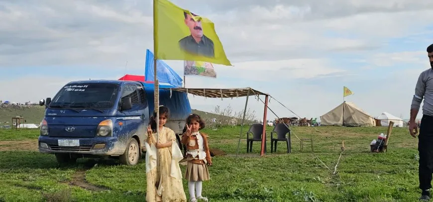 Thousands from Rojava head to Newroz celebration squares