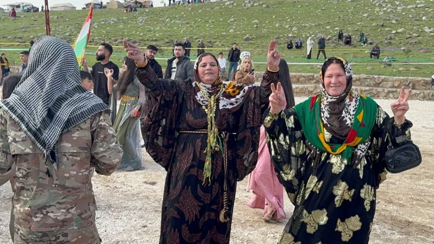 Thousands from Rojava head to Newroz celebration squares