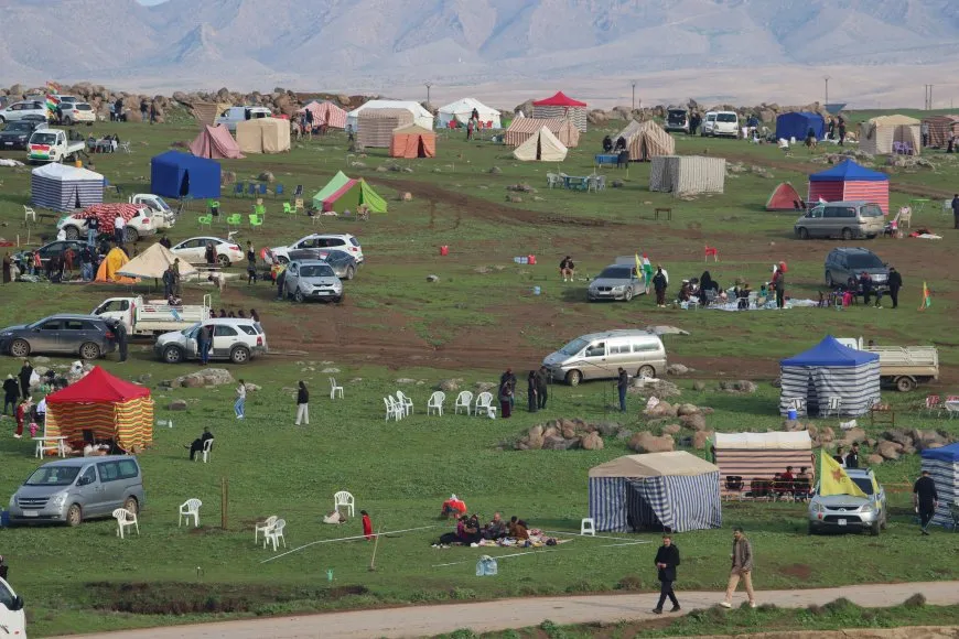 Thousands head to Newroz celebration squares in Qamishlo, Tirbespiyê, Amuda