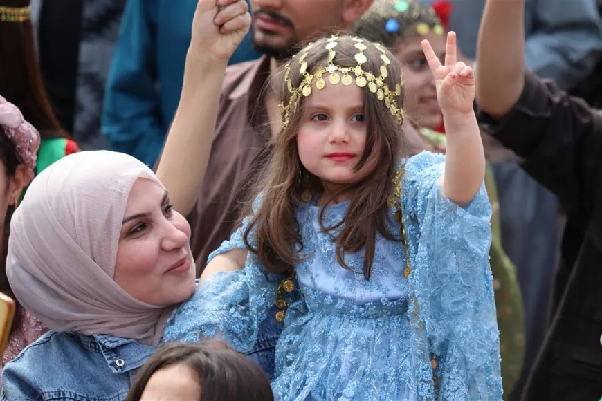 In pictures and video: Newroz celebrations in cities of Rojava