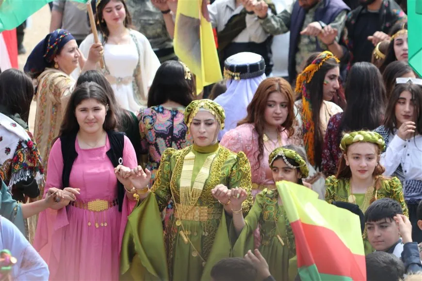 In pictures and video: Newroz celebrations in cities of Rojava