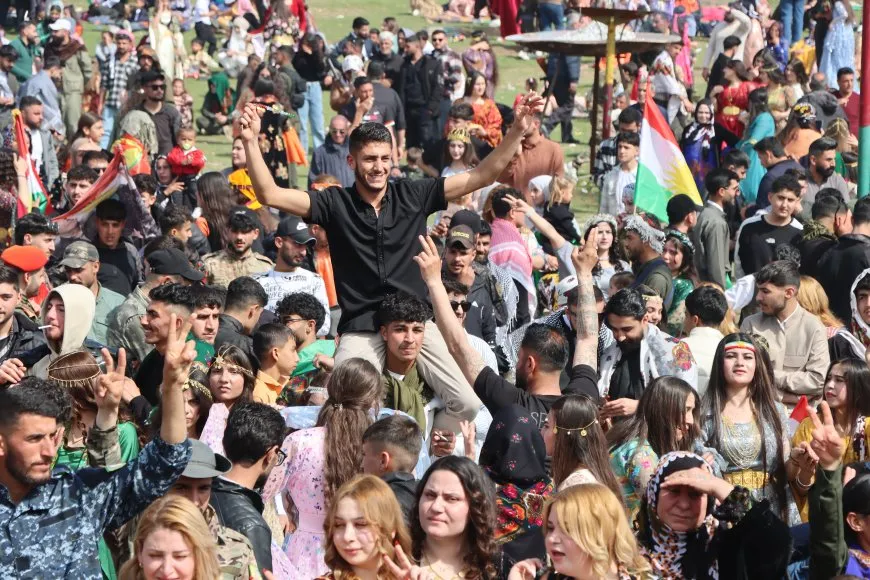 In pictures and video: Newroz celebrations in cities of Rojava