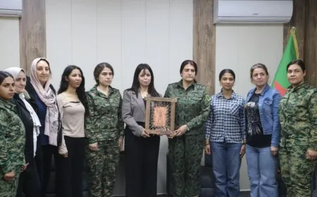 Activists, journalists from Middle East support YPJ