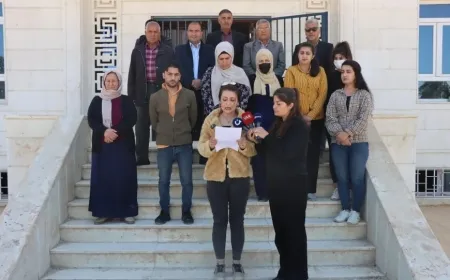 Demanding obstacles removal to humanitarian aid access to Kobani
