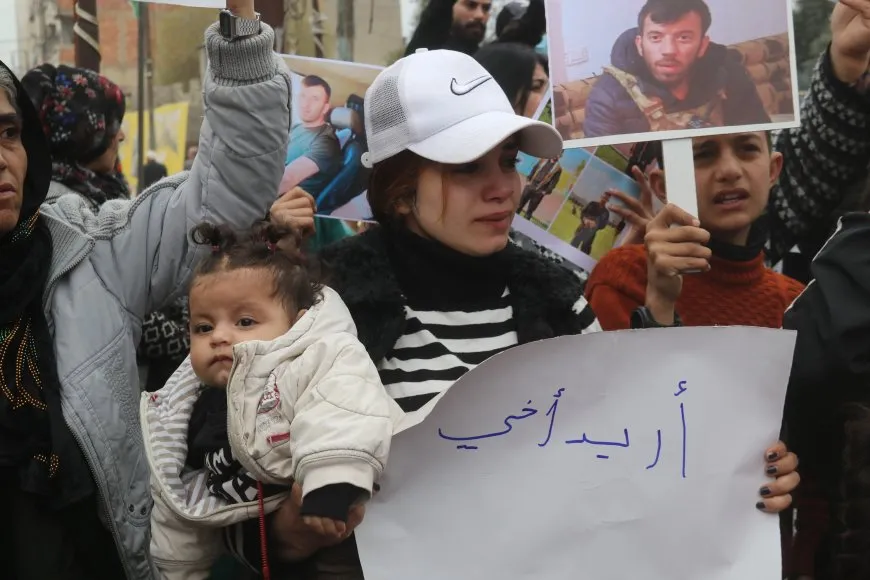 Protest in Qamishlo demands prisoners' release