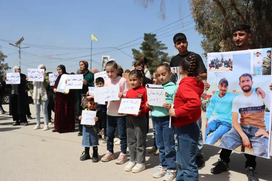 "Bring back our sons!" Families of prisoners in Qamishlo affirm their sons' right to freedom