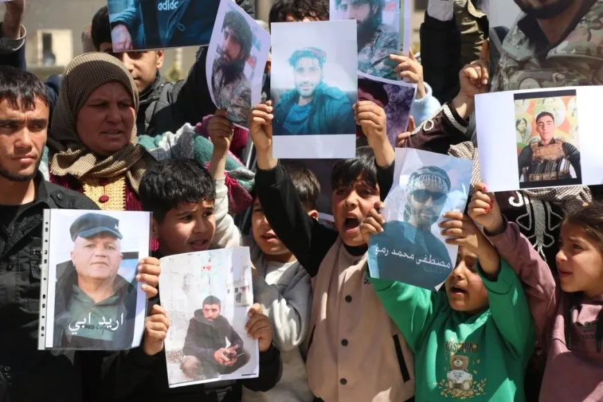 Protests in Kobani for release of prisoners held by Interim Govt.