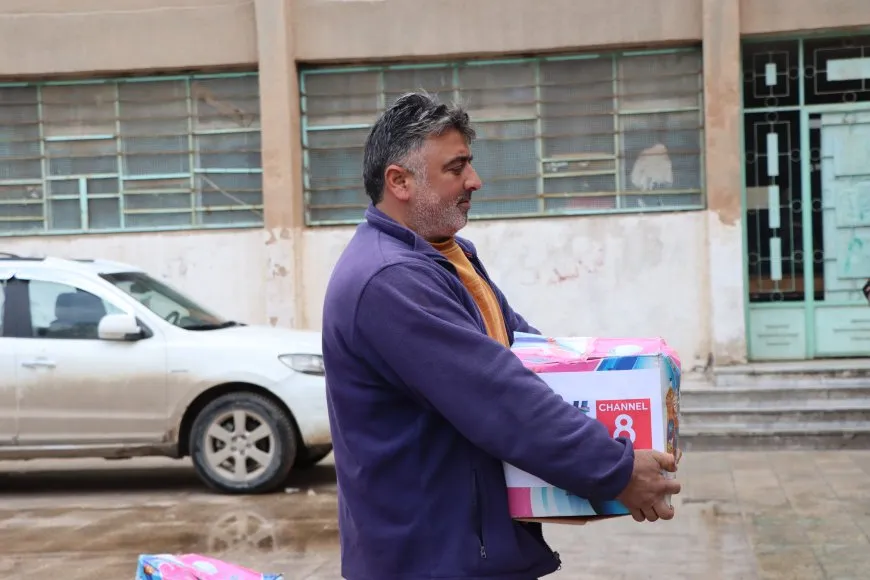 Kurdish Red Crescent distributes 750 food baskets to IDPs in Qamishlo
