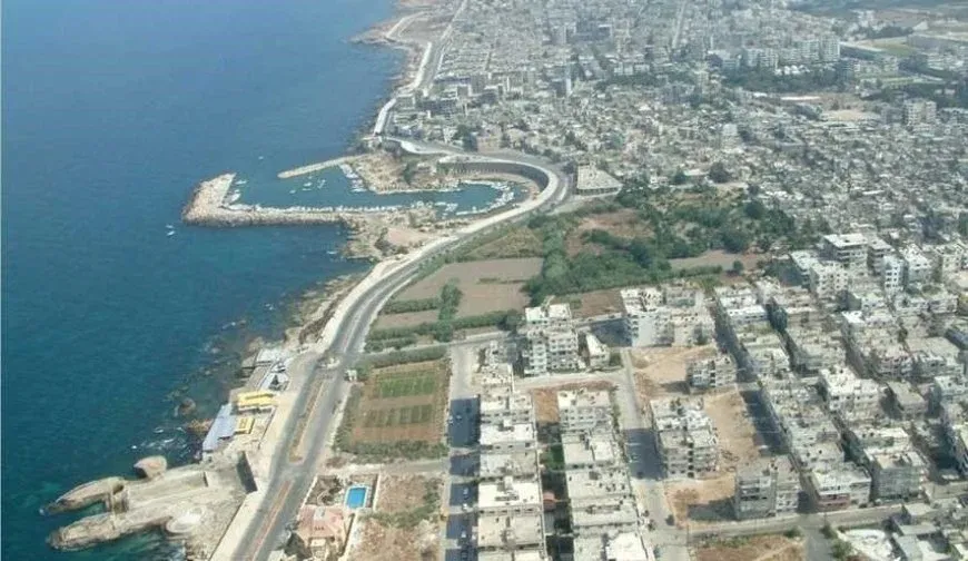 Security forces seize citizen's home in Latakia