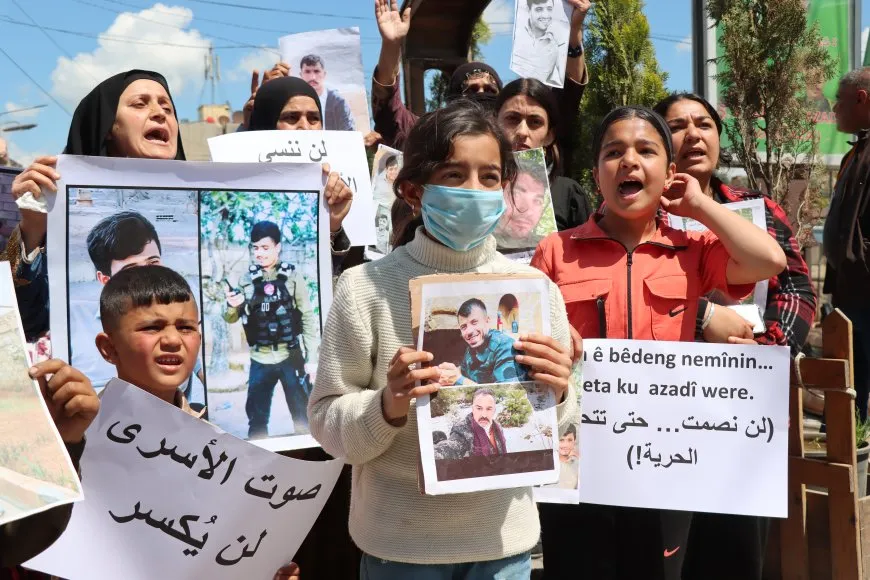 Sit-in in Qamishlo to demand prisoners' release 