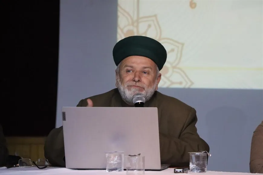 Calls for unity, promoting women's role at seminar in Derik