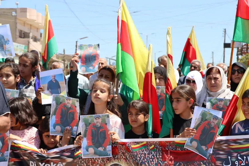 Emphasis on workers’ role, calls to safeguard their rights on International Workers’ Day