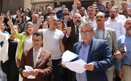 Lawyers Union in Qamishlo condemns removal of Kurdish from Palaces of Justice nameplates