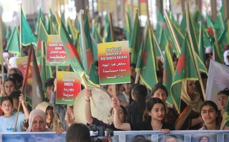 Mass rally in Derbasiyah in support of YPJ