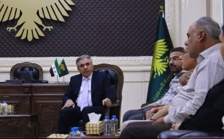 Governor of al-Hasakah meets with Director of Education