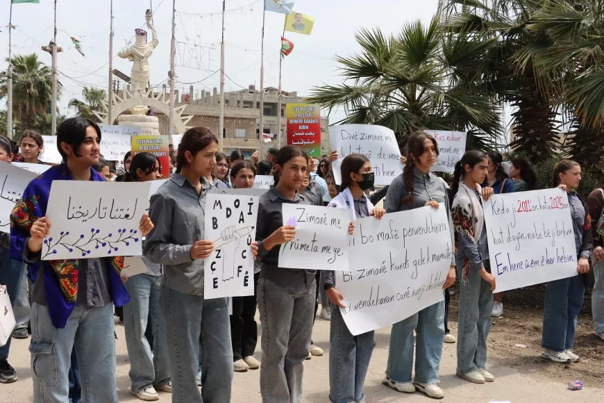 Massive march in Amuda demands constitutional recognition of Kurdish language