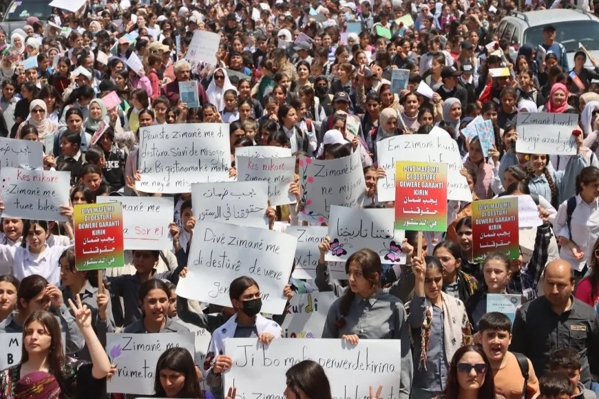 Massive march in Amuda demands constitutional recognition of Kurdish language