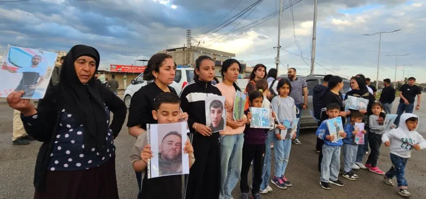 Families of detainees continue protests