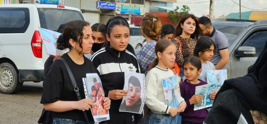 Families of detainees continue protests