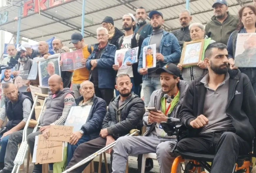 Issues of Sweida disappeared, wounded are at popular protests' forefront